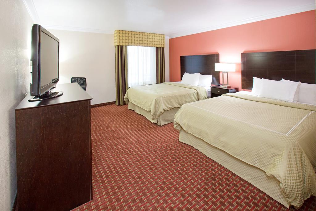 Americinn By Wyndham Johnston Des Moines Urbandale Стая снимка