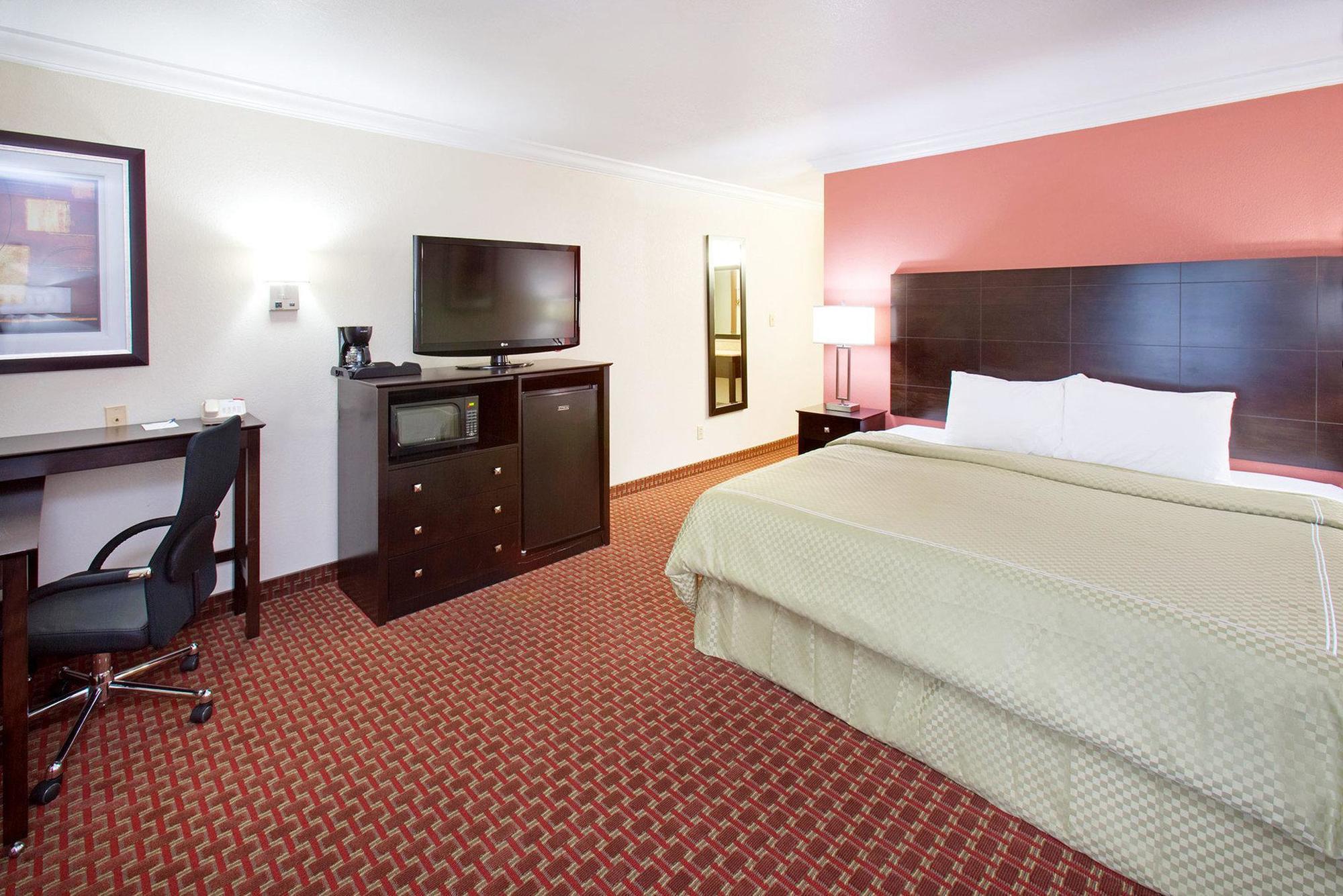 Americinn By Wyndham Johnston Des Moines Urbandale Екстериор снимка