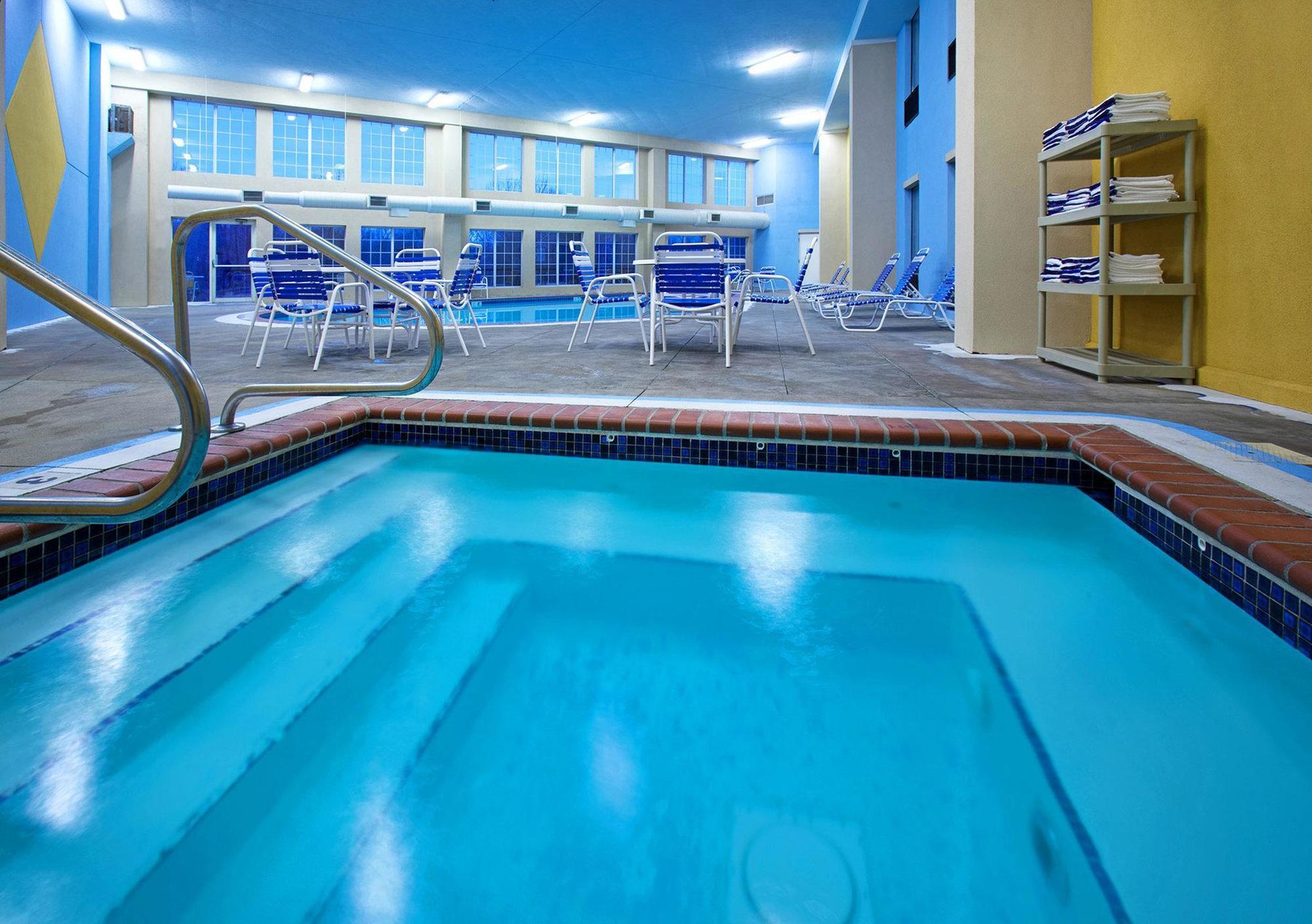 Americinn By Wyndham Johnston Des Moines Urbandale Екстериор снимка